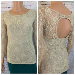 All Lace Detail VINTAGE Spanish Long Sleeve blouse size small